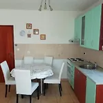 Vesna Vabriga *